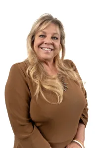 Perriann Holden